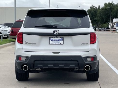 Used 2024 Honda Passport EX-L image 5