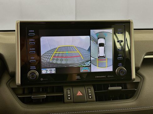 Used 2020 Toyota RAV4 Limited image 23