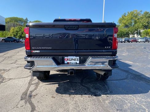 Used 2024 Chevrolet Silverado 2500 LTZ w/ LTZ Plus Package image 6