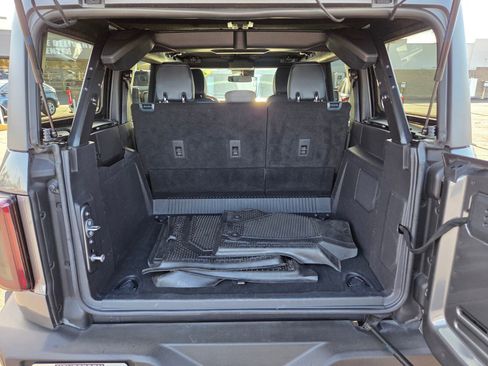 Certified 2022 Ford Bronco Outer Banks w/ Sasquatch Package AWD/4WD image 13