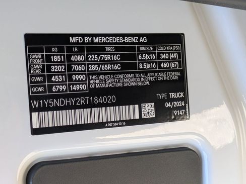 Used 2024 Mercedes-Benz Sprinter 3500 image 14