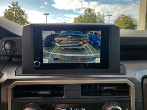 Used 2024 Toyota Tacoma SR5 image 21