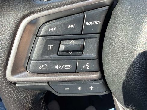 Used 2023 Subaru Outback Premium AWD/4WD image 29