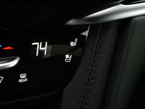 Certified 2024 Cadillac XT6 Premium Luxury w/ LPO, Floor Liner Package image 23