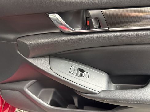 Used 2021 Honda Accord Sport image 15