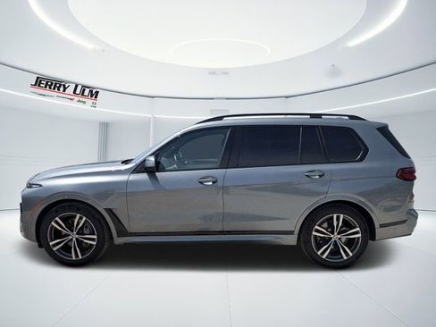 Used 2023 BMW X7 xDrive40i w/ Executive Package AWD/4WD image 6