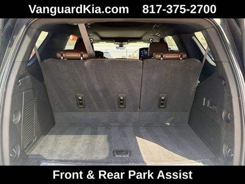 Used 2021 Chevrolet Tahoe High Country w/ Premium Package AWD/4WD image 25