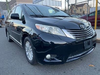 Used 2016 Toyota Sienna XLE w/ XLE Navigation Package