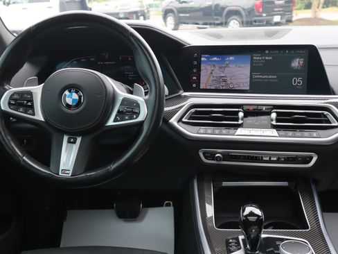 Used 2022 BMW X5 M50i AWD/4WD image 12