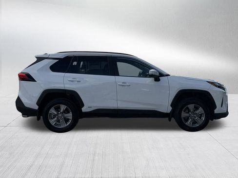 Used 2024 Toyota RAV4 XLE AWD/4WD image 4