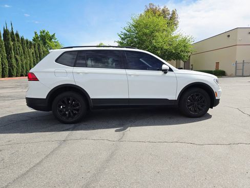 Used 2018 Volkswagen Tiguan S FWD image 5