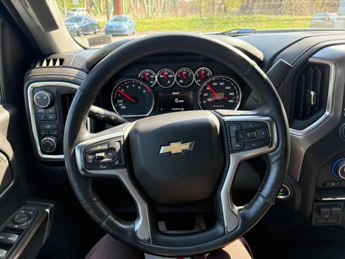 Used 2019 Chevrolet Silverado 1500 LT w/ All-Star Edition image 16