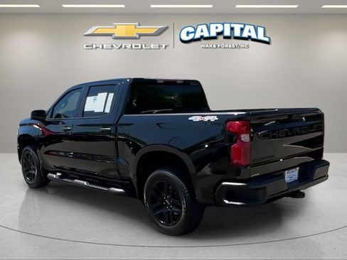 Used 2026 Chevrolet Silverado 1500 Custom w/ LPO, Dark Essentials Package AWD/4WD image 3