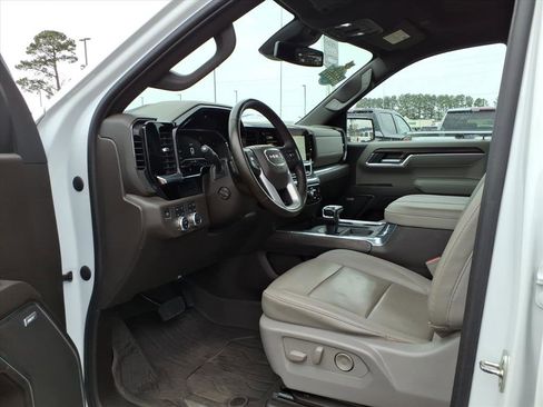 Used 2024 GMC Sierra 1500 SLT w/ SLT Premium Plus Package image 21