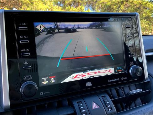 Used 2020 Toyota RAV4 XLE Premium AWD/4WD image 29
