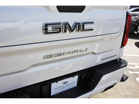 Used 2024 GMC Sierra 1500 Denali Ultimate AWD/4WD image 29