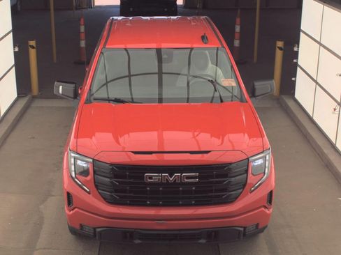 Used 2024 GMC Sierra 1500 Elevation AWD/4WD image 7