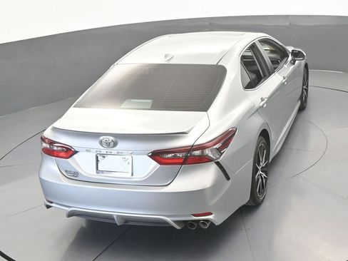 Used 2024 Toyota Camry SE w/ Convenience Package FWD image 45