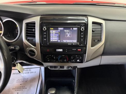 Used 2014 Toyota Tacoma 4x4 Double Cab w/ TRD Sport Package image 26
