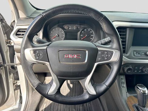 Used 2017 GMC Acadia SLE w/ LPO, Floor Liner Package AWD/4WD image 23
