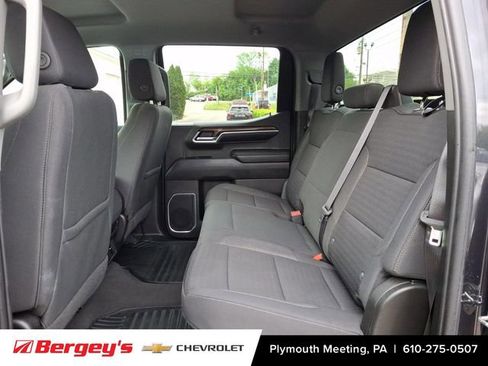 Certified 2022 Chevrolet Silverado 1500 LT AWD/4WD image 12