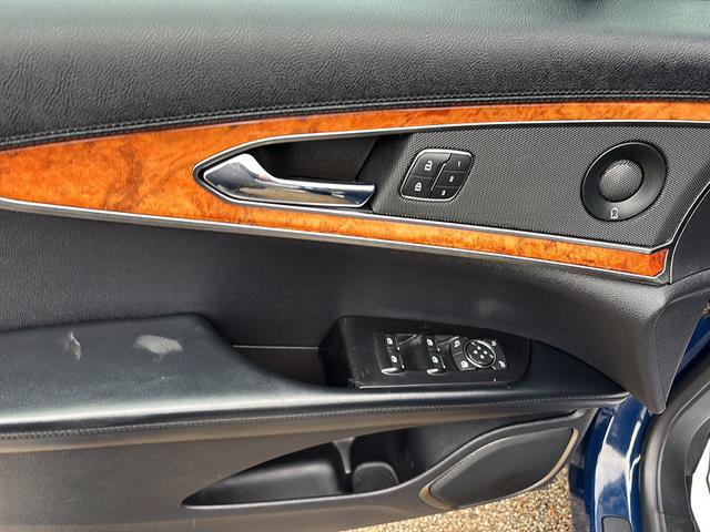 Used 2020 Lincoln Nautilus Reserve w/ Cargo Utility Package AWD/4WD image 14