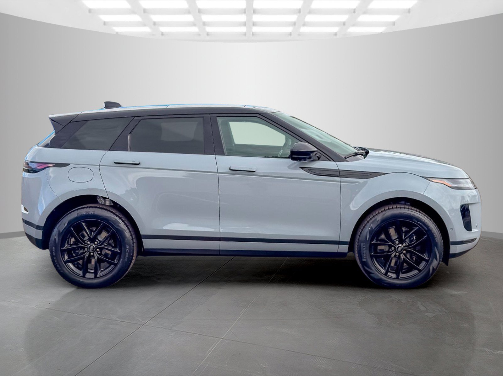 New 2026 Land Rover Range Rover Evoque S AWD/4WD image 6