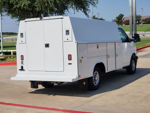 New 2025 Chevrolet Express 3500 w/ Power Convenience Package RWD image 8