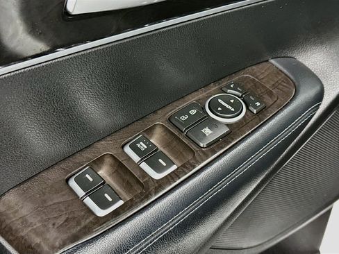 Used 2018 Kia Sorento FWD V6 image 15