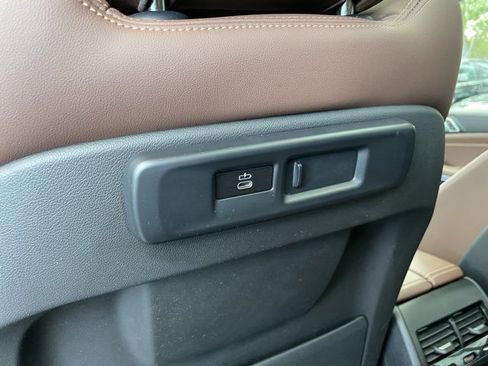 Certified 2023 BMW X5 xDrive40i w/ M Sport Package image 28