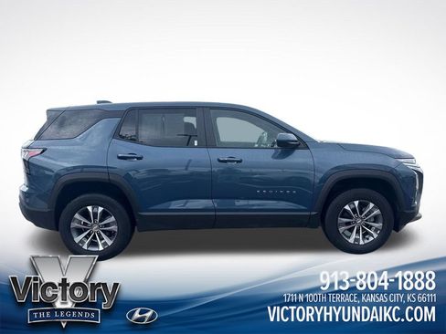 Used 2026 Chevrolet Equinox LT AWD/4WD image 6