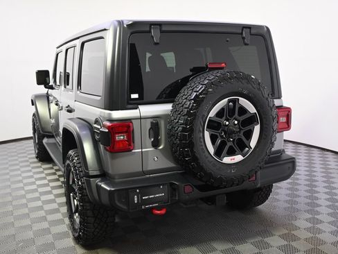 Used 2018 Jeep Wrangler Unlimited Rubicon AWD/4WD image 4