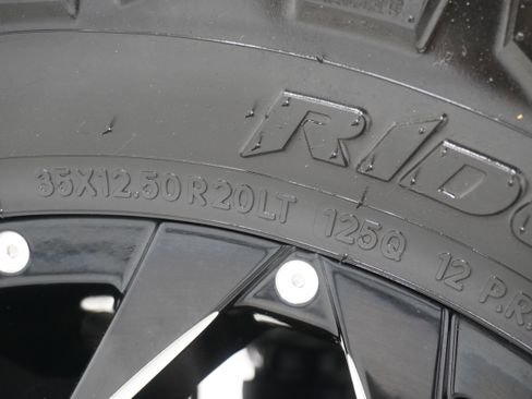 Used 2018 Jeep Wrangler Unlimited Sport S image 24