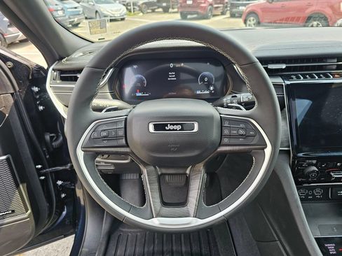Used 2024 Jeep Grand Cherokee L Limited w/ Luxury Tech Group II AWD/4WD image 26