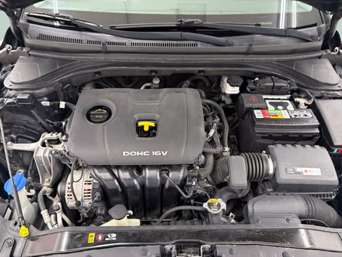Used 2018 Hyundai Elantra SEL FWD image 8