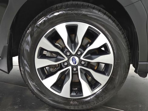 Used 2023 Subaru Outback Limited XT AWD/4WD image 11