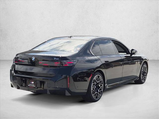 New 2027 BMW 740i w/ Executive Package RWD image 2