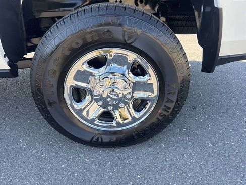 New 2026 RAM 2500 Tradesman AWD/4WD image 12