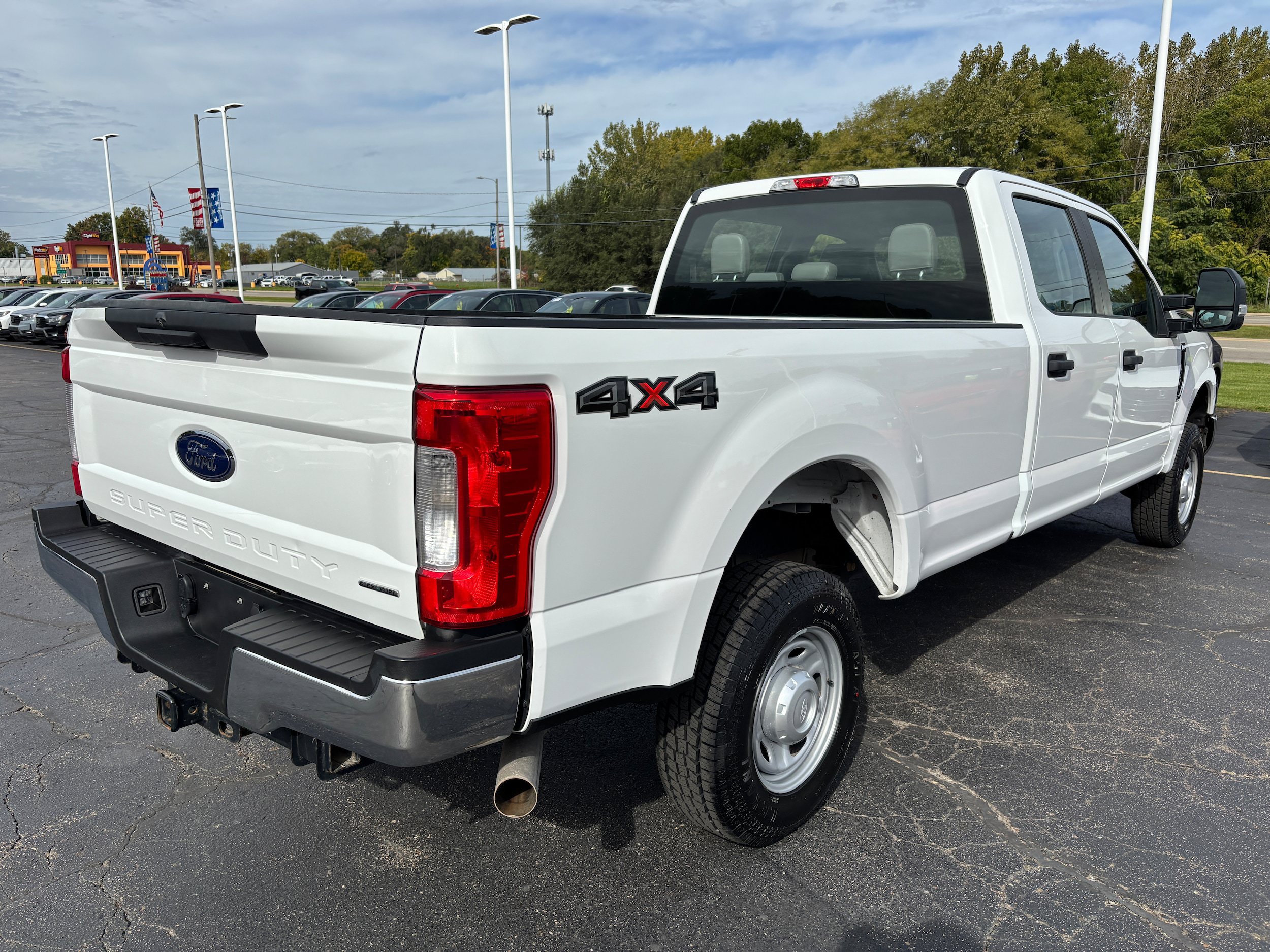 Used 2019 Ford F250 XL w/ Power Equipment Group AWD/4WD image 6