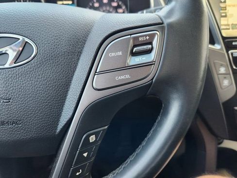 Used 2018 Hyundai Santa Fe Sport image 31