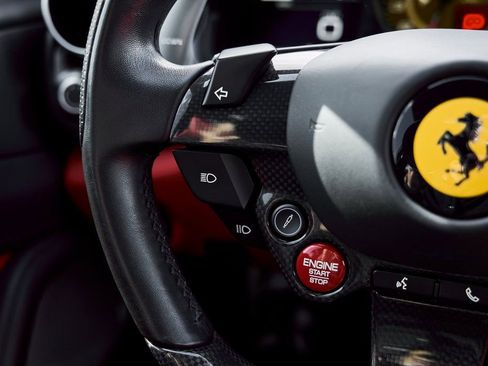 Used 2019 Ferrari GTC4Lusso image 54