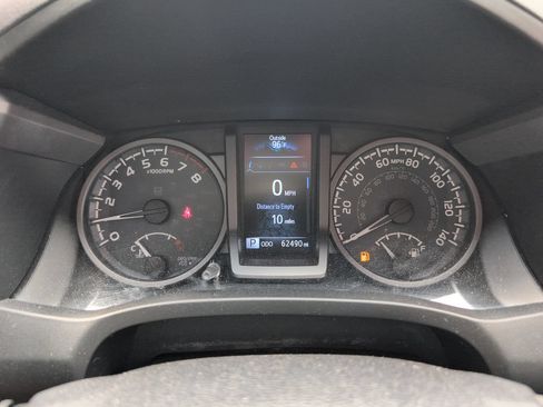 Used 2019 Toyota Tacoma TRD Sport AWD/4WD image 13