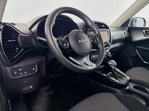 Used 2022 Kia Soul S FWD image 21
