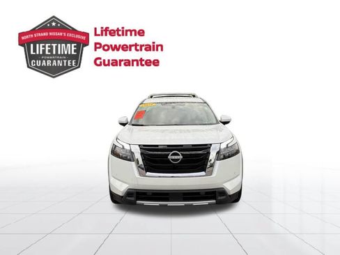 Certified 2025 Nissan Pathfinder SL AWD/4WD image 10