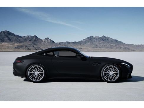 New 2026 Mercedes-Benz AMG GT 43 image 2