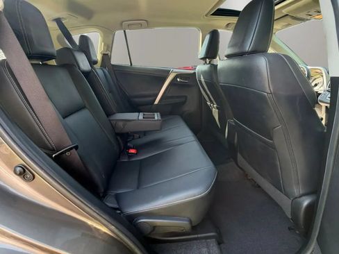 Used 2015 Toyota RAV4 Limited w/ Technology Package AWD/4WD image 12
