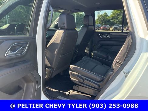 Used 2021 Chevrolet Tahoe RST w/ Luxury Package RWD image 19