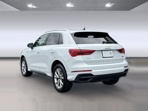 Used 2024 Audi Q3 2.0T Premium AWD/4WD image 3