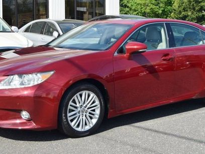 Used 2015 Lexus ES 350 w/ Luxury Package