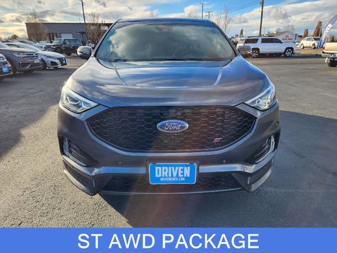 Used 2019 Ford Edge ST w/ Equipment Group 401A image 2